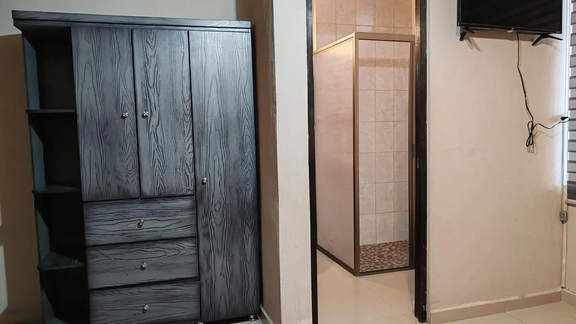 גואדלחארה Hostal Vitta בית הארחה