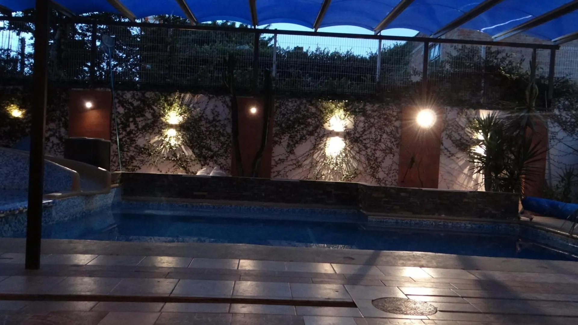 גואדלחארה Hostal Vitta 0*,